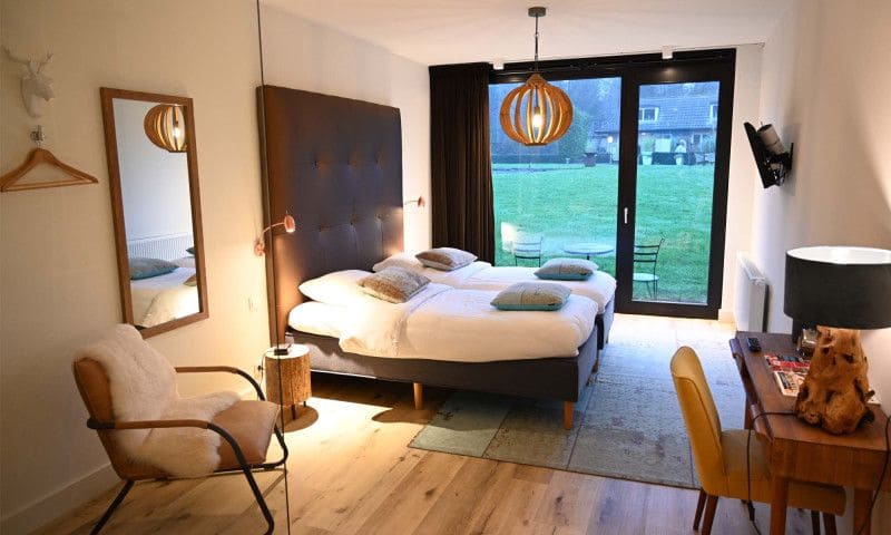 img_dee55b7c5def40ac388e42c55b3fa810