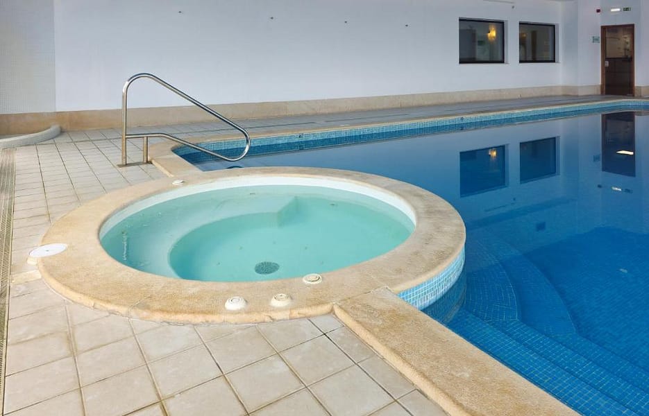 browns indoor zwembad